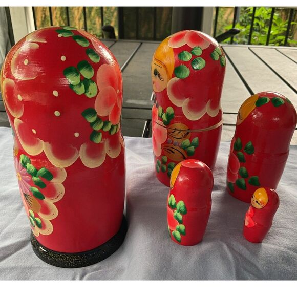 Vintage Nesting Dolls 5 Piece - Picture 8 of 9